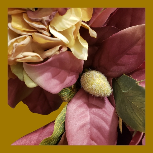 Lush Hydrangea Grapevine Wreath Burgundy Laurel Leaves Velvet Sash - Picture 3 of 4